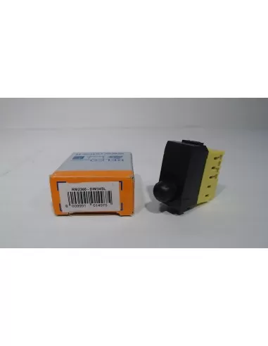 Relco dimmer dim34sl interface 1-10v 220-230v living international rm2360